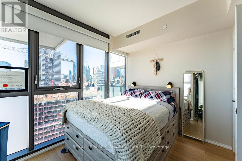 1510 - 16 Bonnycastle Street, Toronto, Ontario  M5A 4M6 - Photo 22 - C12998644