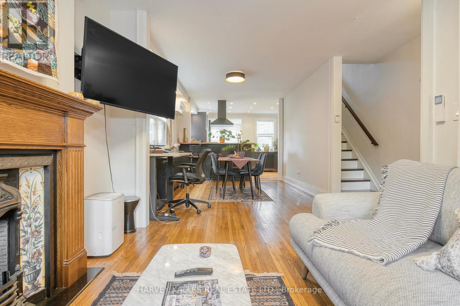 359 Sackville Street, Toronto, Ontario  M5A 3G4 - Photo 10 - C12998682