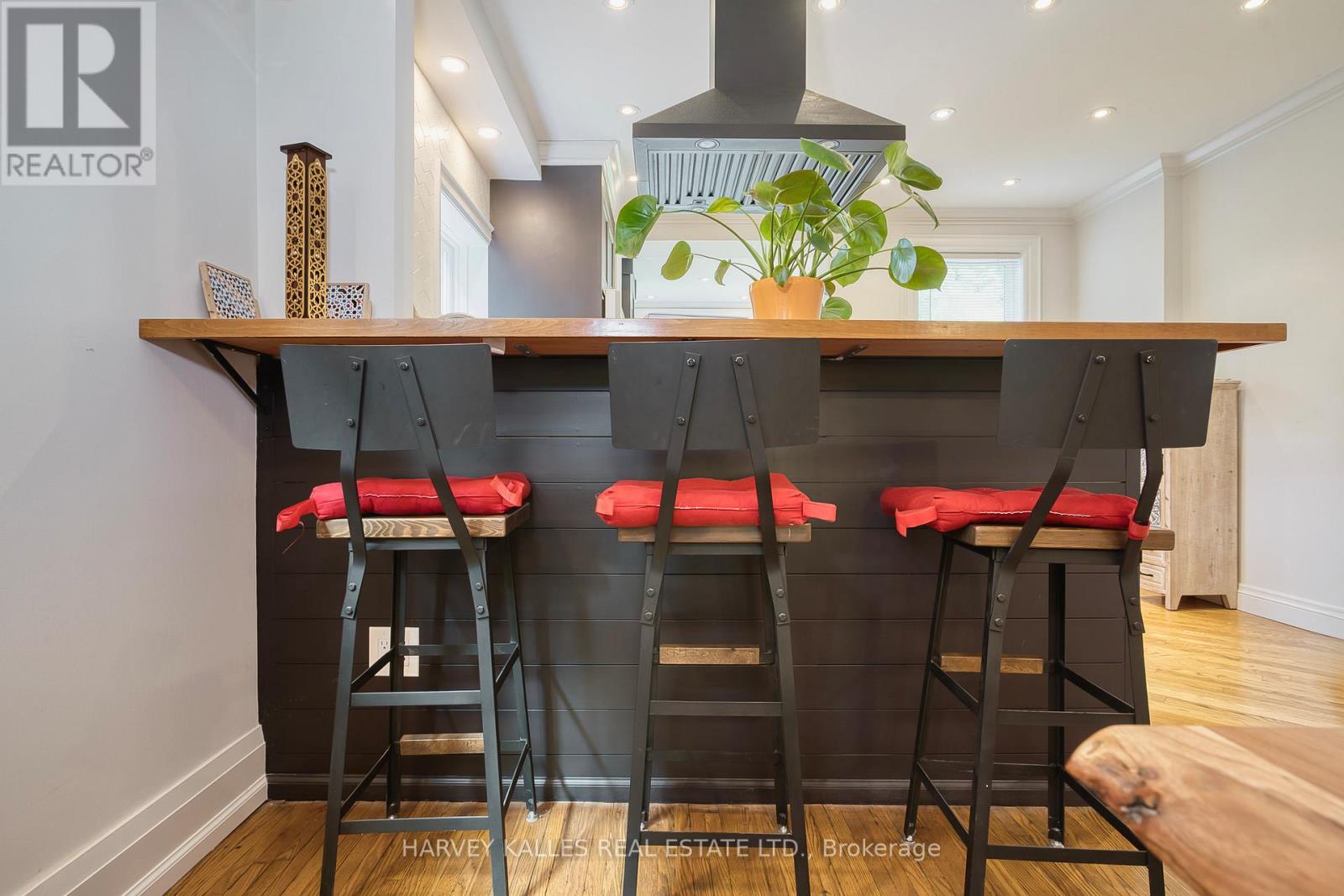 359 Sackville Street, Toronto, Ontario  M5A 3G4 - Photo 14 - C12998682