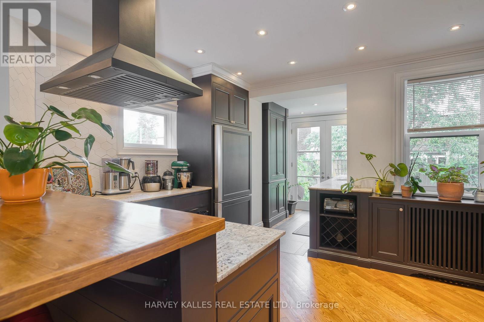 359 Sackville Street, Toronto, Ontario  M5A 3G4 - Photo 16 - C12998682