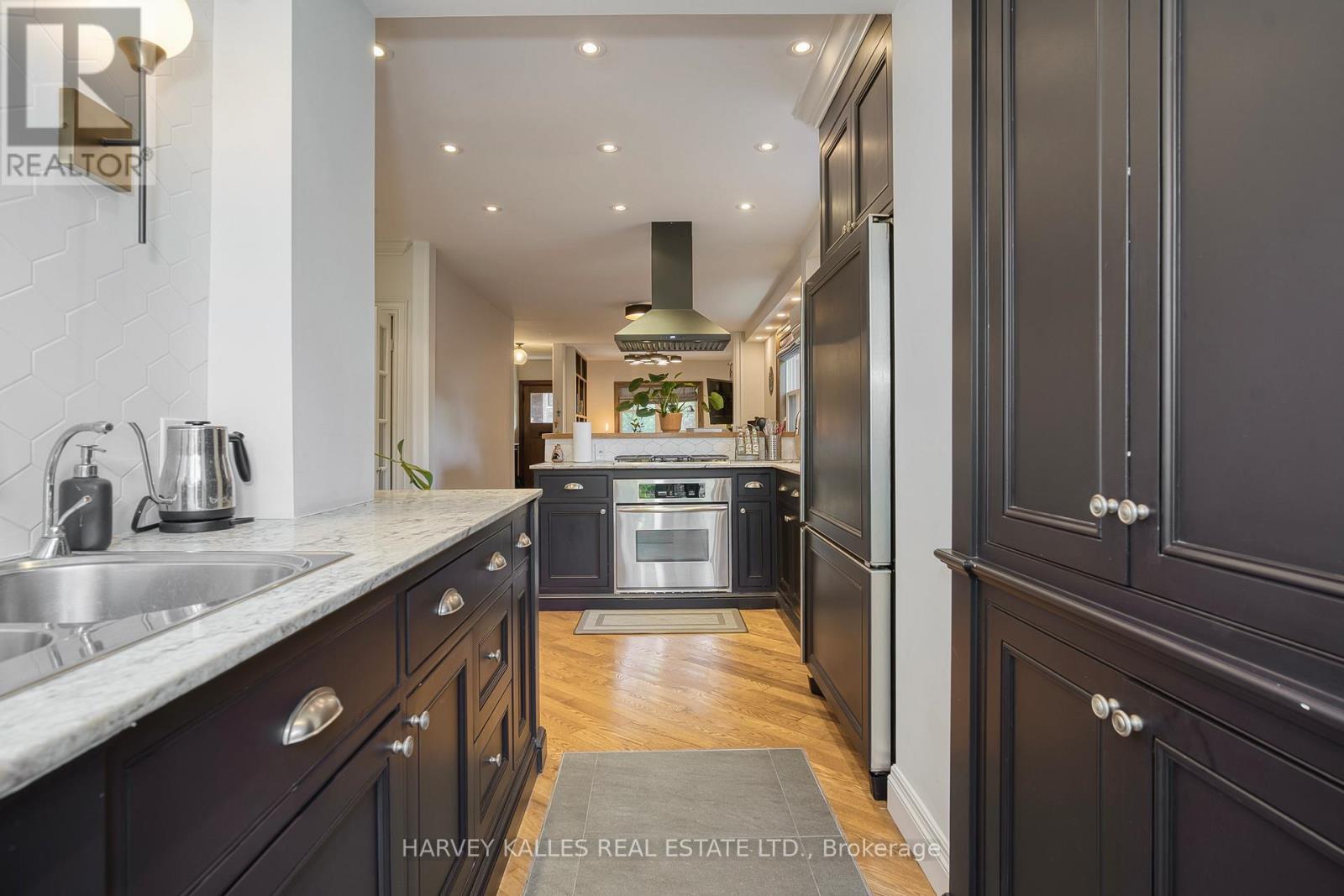 359 Sackville Street, Toronto, Ontario  M5A 3G4 - Photo 20 - C12998682