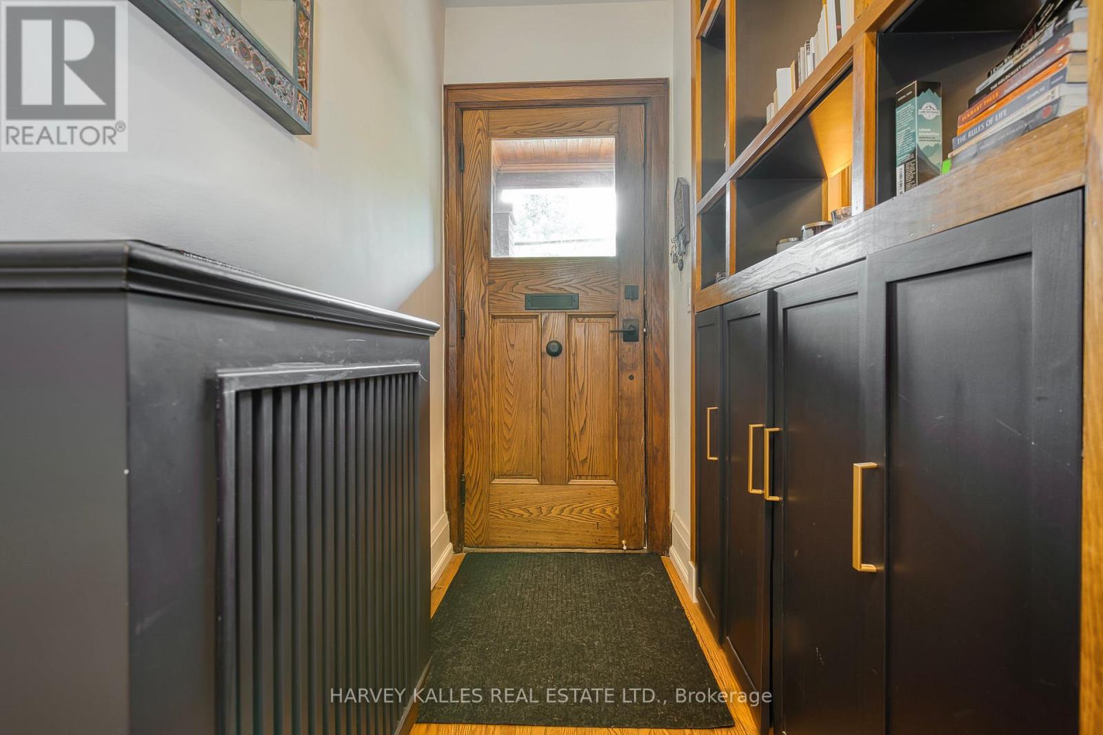 359 Sackville Street, Toronto, Ontario  M5A 3G4 - Photo 7 - C12998682