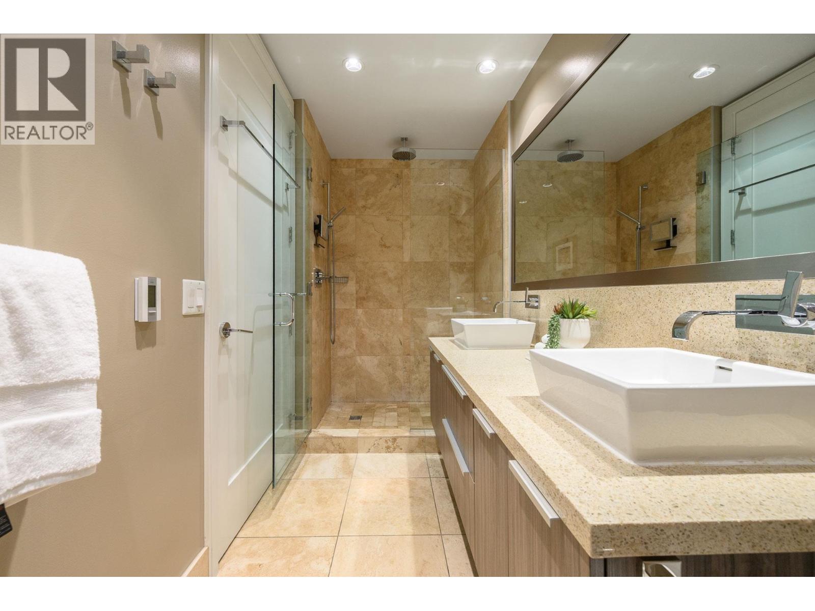 1402 181 W 1st Avenue, Vancouver, British Columbia V5Y 0E3 - Photo 7 - R3111421