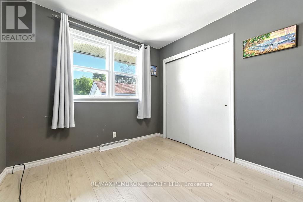 335 Willard Street, Pembroke, Ontario  K8A 3T8 - Photo 21 - X12998628