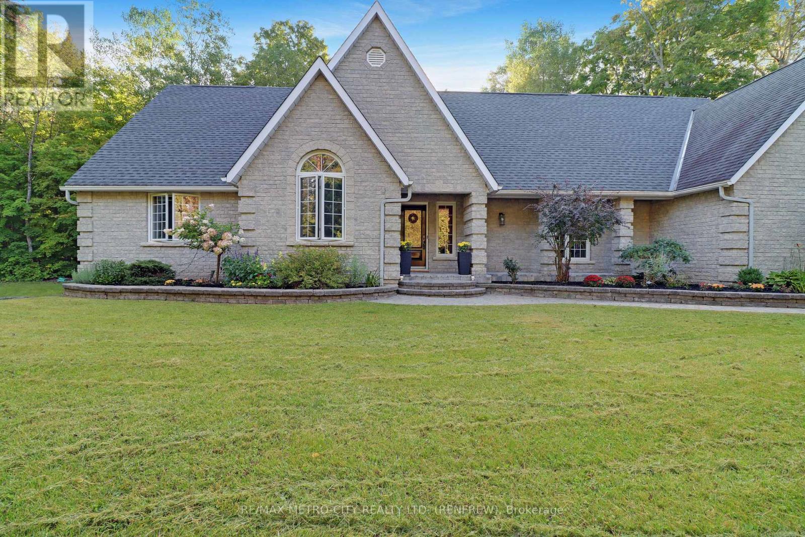 2069 HIGHWAY 132 HIGHWAY, Admaston/Bromley, Ontario