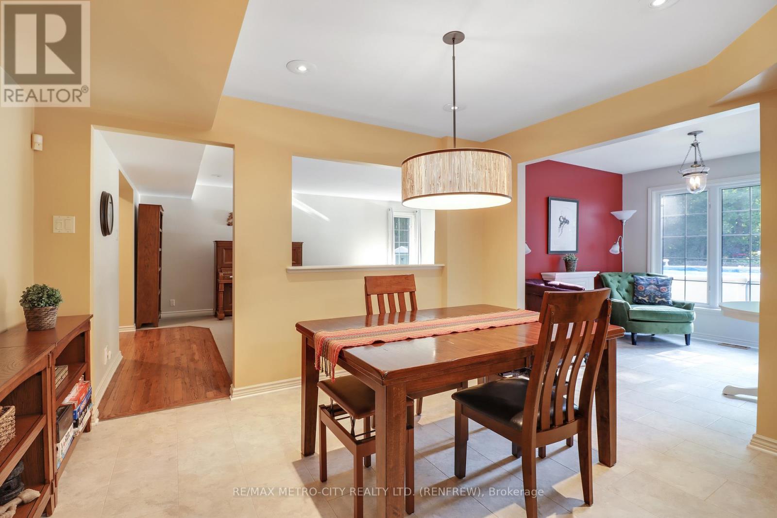 2069 Highway 132 Highway, Admaston/bromley, Ontario  K7V 3Z7 - Photo 14 - X12998642