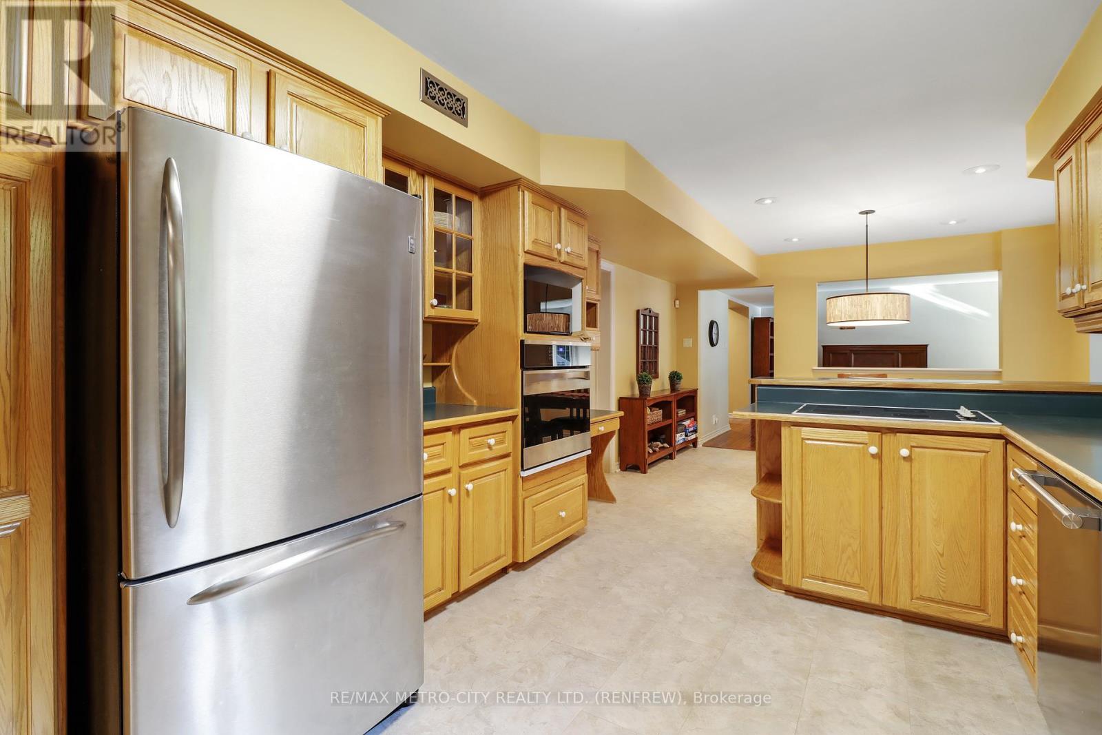 2069 Highway 132 Highway, Admaston/bromley, Ontario  K7V 3Z7 - Photo 20 - X12998642