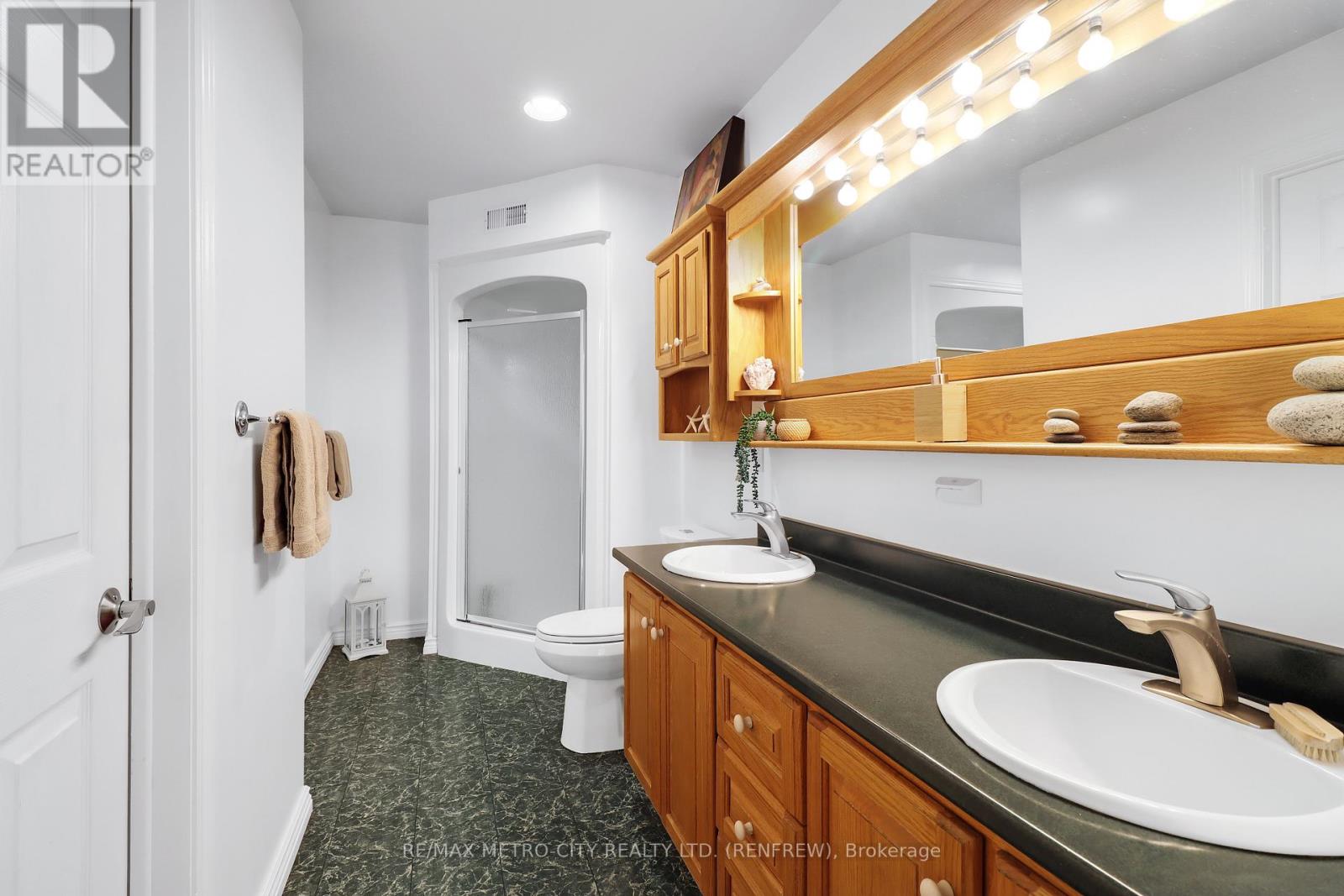 2069 Highway 132 Highway, Admaston/bromley, Ontario  K7V 3Z7 - Photo 26 - X12998642