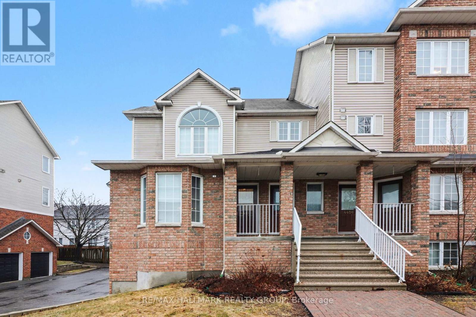 4460 Harper Avenue, Ottawa, Ontario  K1J 1E1 - Photo 2 - X12998562