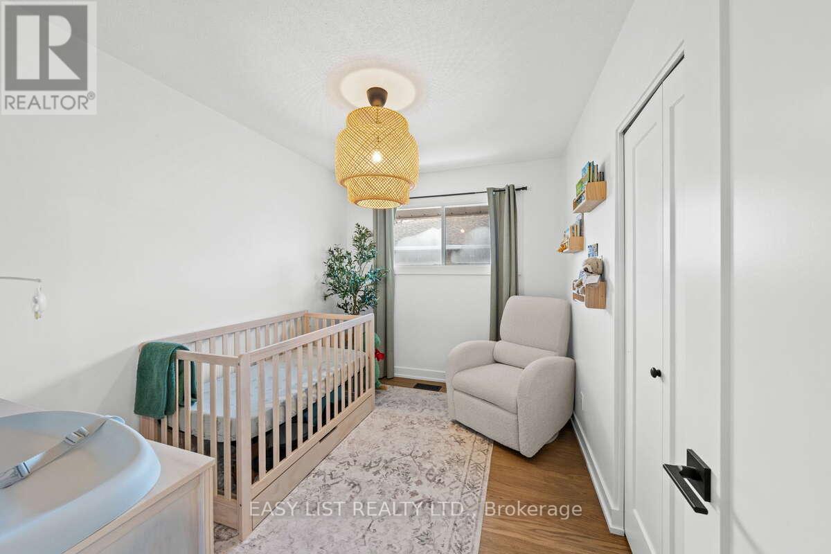 756 Dickens Avenue, Ottawa, Ontario  K1G 2X8 - Photo 16 - X12998572