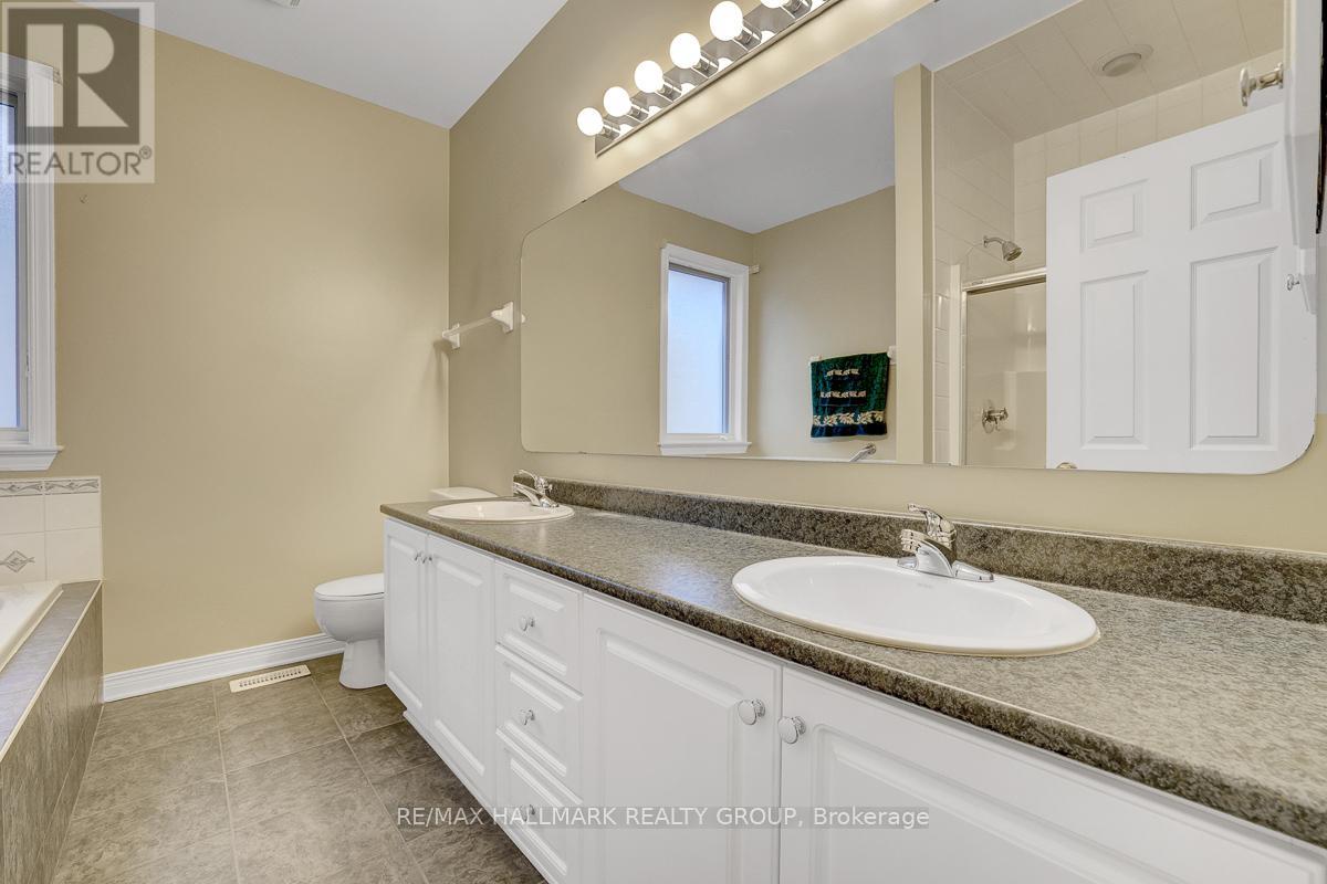853 Swallowtail Crescent, Ottawa, Ontario  K4A 4M5 - Photo 12 - X12998634