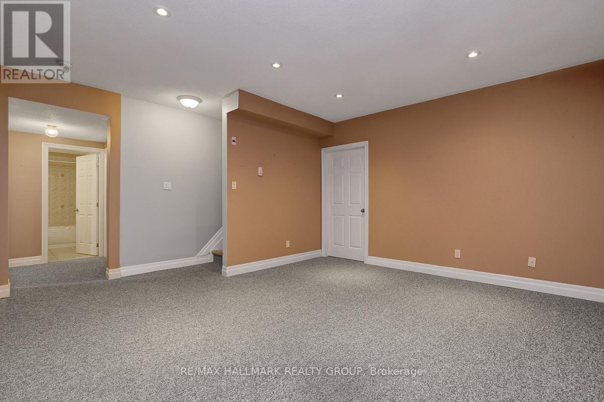 853 Swallowtail Crescent, Ottawa, Ontario  K4A 4M5 - Photo 19 - X12998634