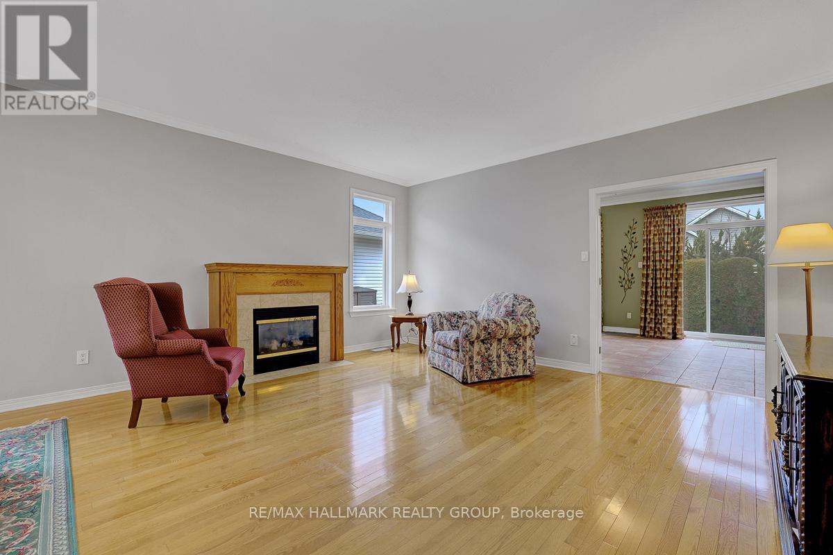 853 Swallowtail Crescent, Ottawa, Ontario  K4A 4M5 - Photo 6 - X12998634