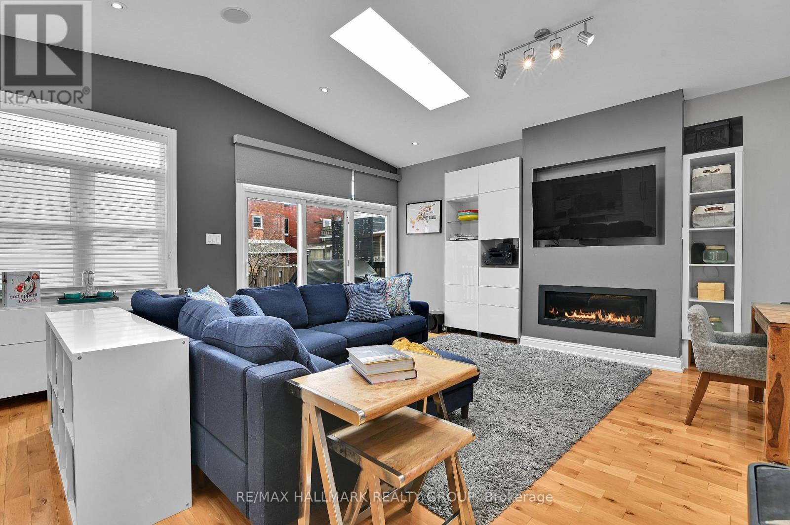 212 Flora Street, Ottawa, Ontario K1R 5R7 - Photo 13 - X12998674