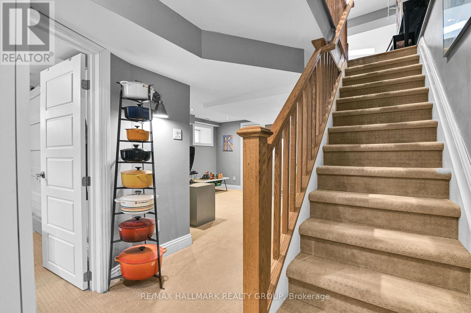 212 Flora Street, Ottawa, Ontario K1R 5R7 - Photo 15 - X12998674