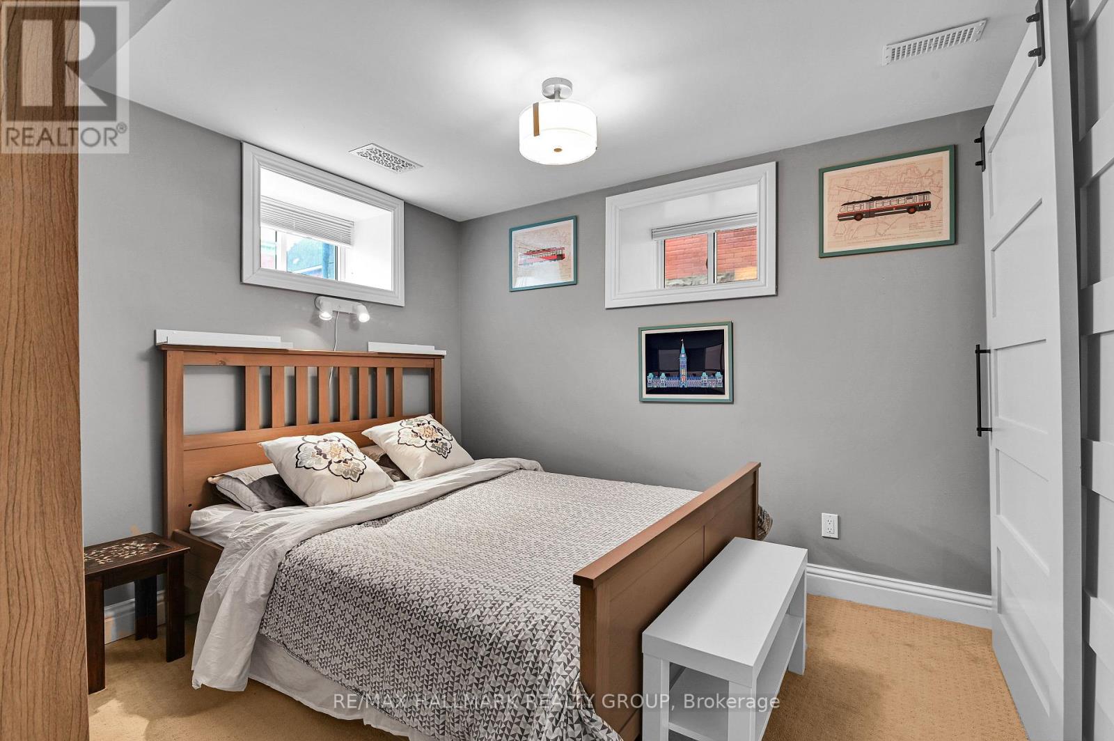 212 Flora Street, Ottawa, Ontario K1R 5R7 - Photo 17 - X12998674