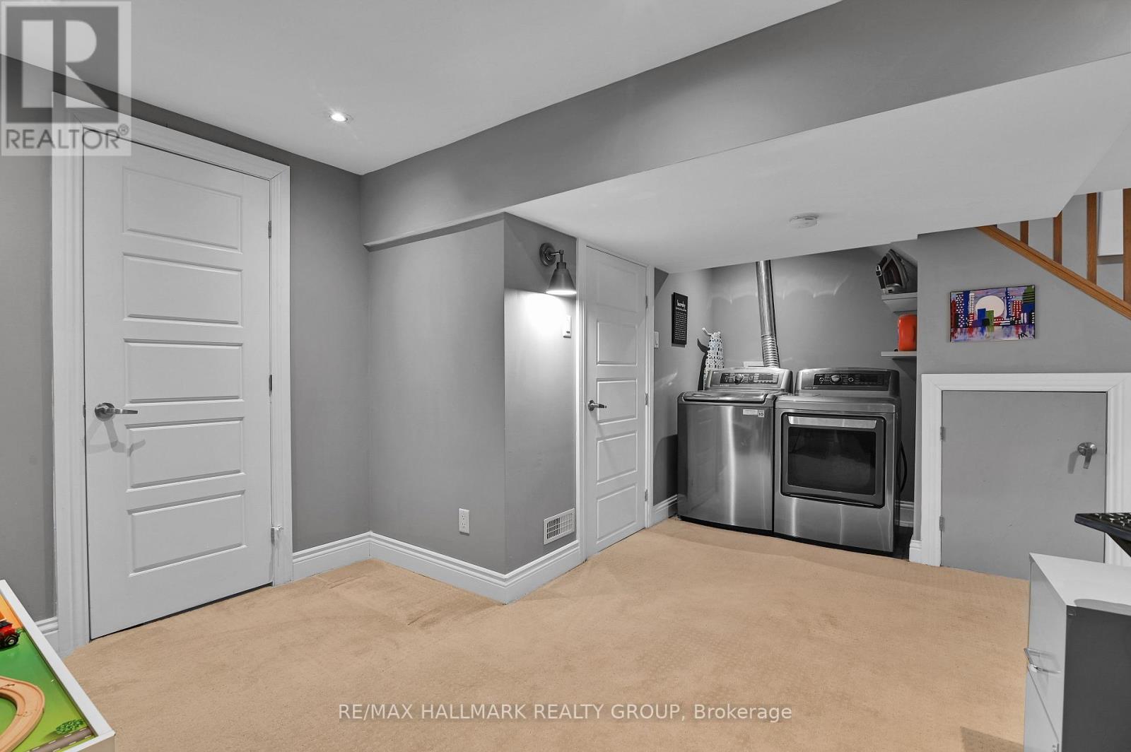 212 Flora Street, Ottawa, Ontario K1R 5R7 - Photo 19 - X12998674