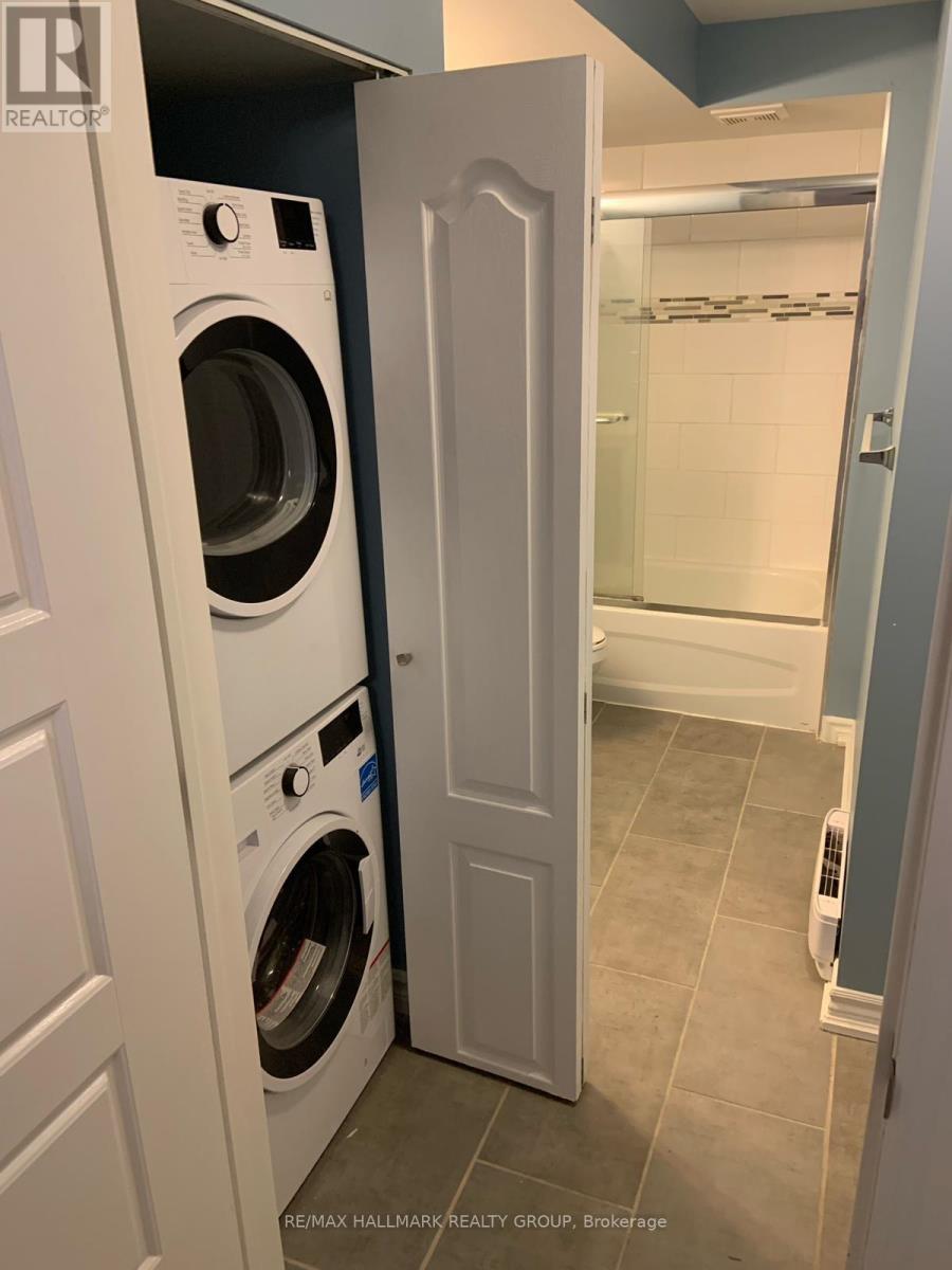 212 Flora Street, Ottawa, Ontario K1R 5R7 - Photo 34 - X12998674