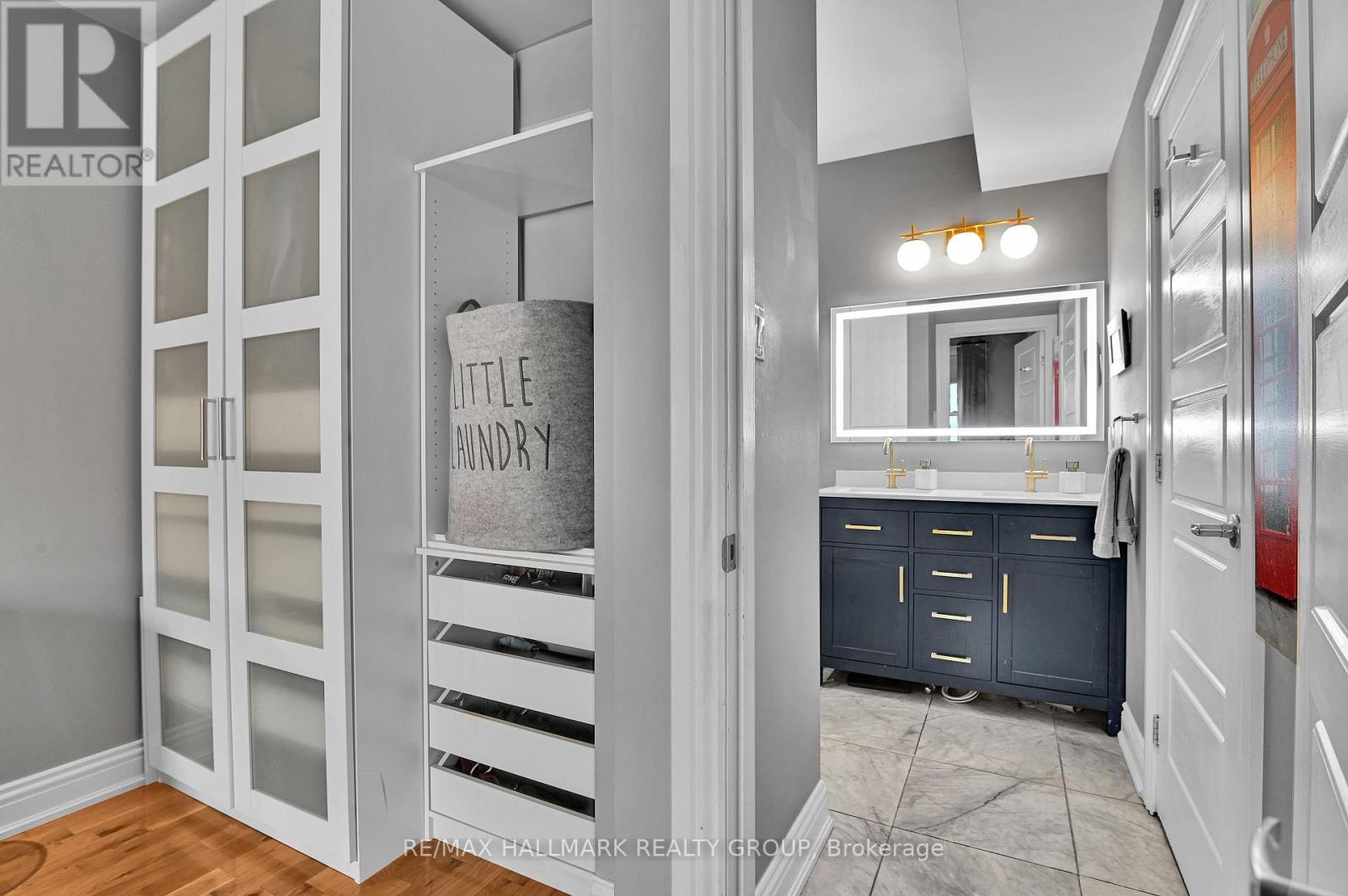 212 Flora Street, Ottawa, Ontario K1R 5R7 - Photo 6 - X12998674