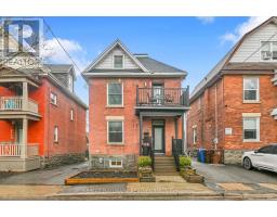 212 FLORA STREET, Ottawa, Ontario