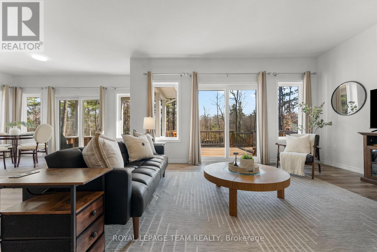 803 Barrett Chute Road, Greater Madawaska, Ontario K0J 1H0 - Photo 12 - X12998678