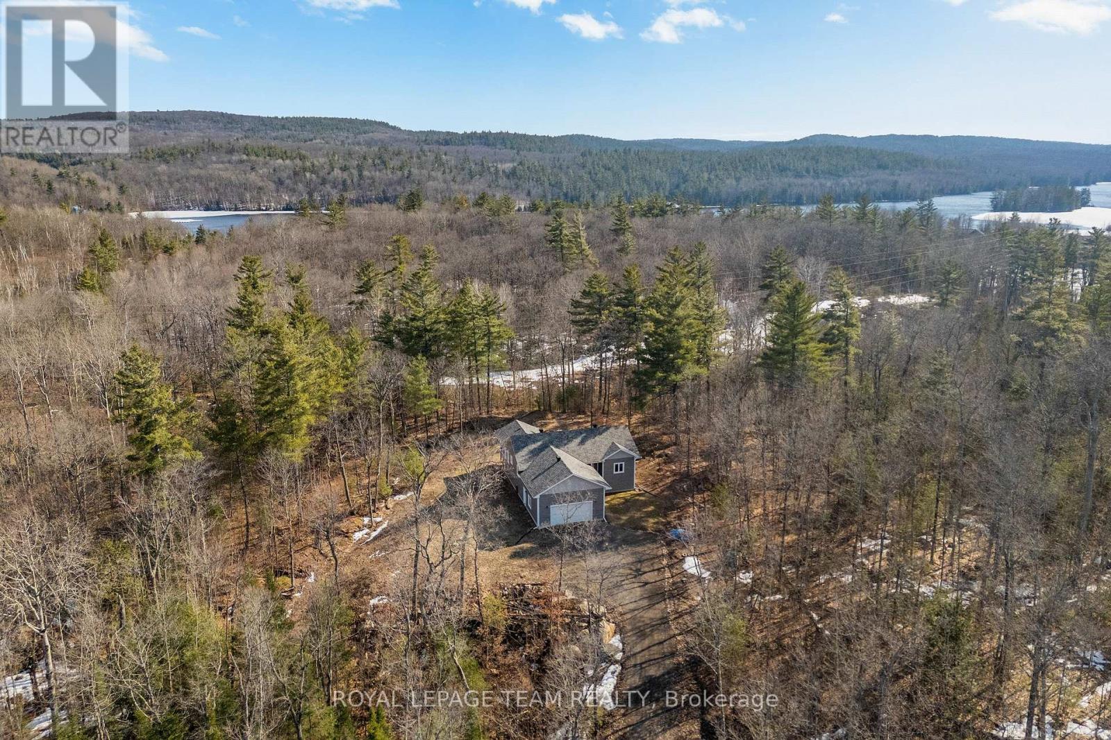 803 Barrett Chute Road, Greater Madawaska, Ontario K0J 1H0 - Photo 3 - X12998678