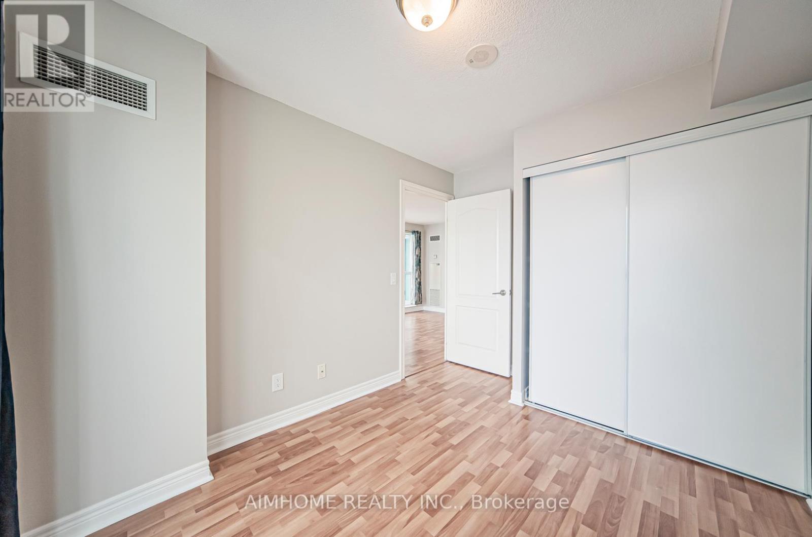 2507 - 60 Town Centre Court, Toronto, Ontario  M1P 0B1 - Photo 27 - E12998576