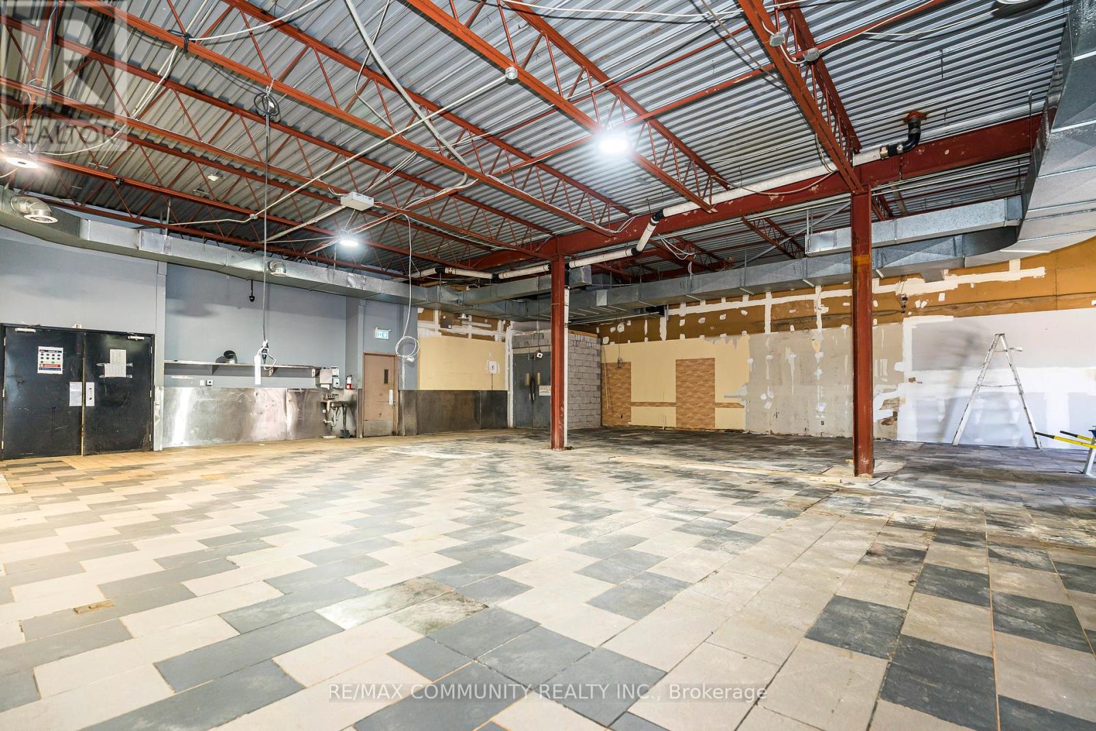 60 Athol Street E, Oshawa, Ontario  L1H 8B7 - Photo 8 - E12998636