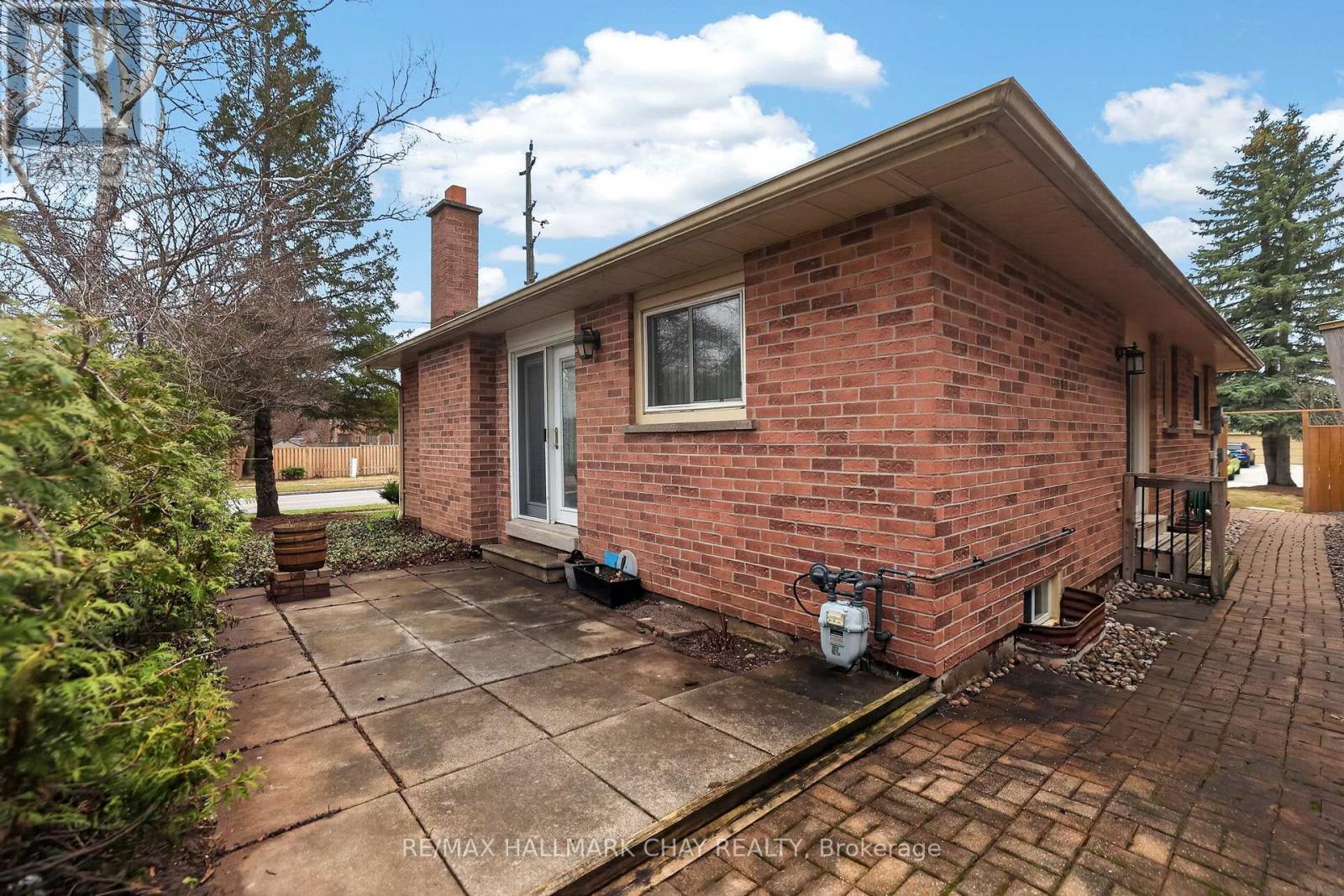 363 London Road, Newmarket, Ontario  L3Y 6G3 - Photo 29 - N12998554