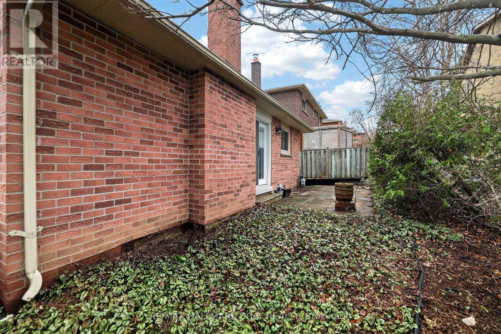 363 London Road, Newmarket, Ontario  L3Y 6G3 - Photo 31 - N12998554