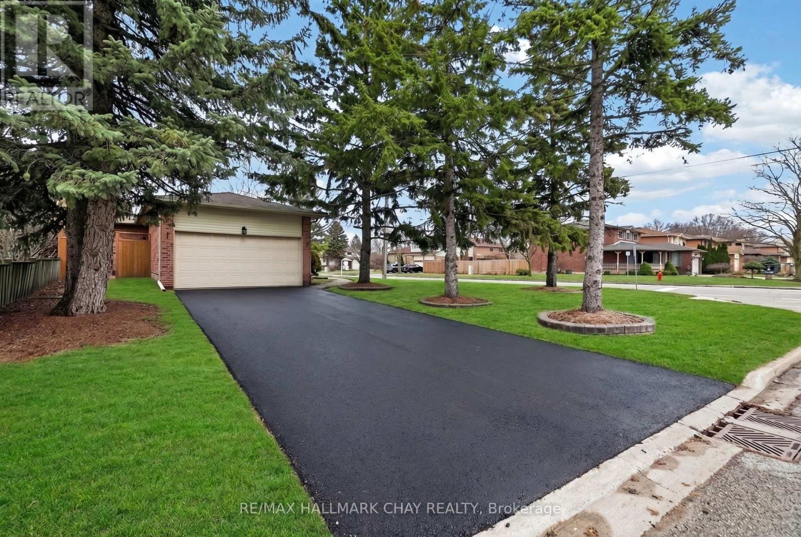 363 London Road, Newmarket, Ontario  L3Y 6G3 - Photo 33 - N12998554