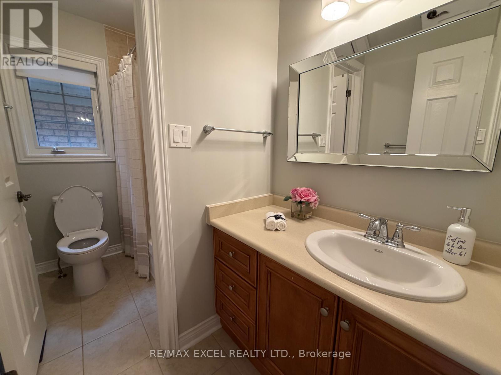 3 - 450 Worthington Avenue, Richmond Hill, Ontario  L4E 0E5 - Photo 12 - N12998630