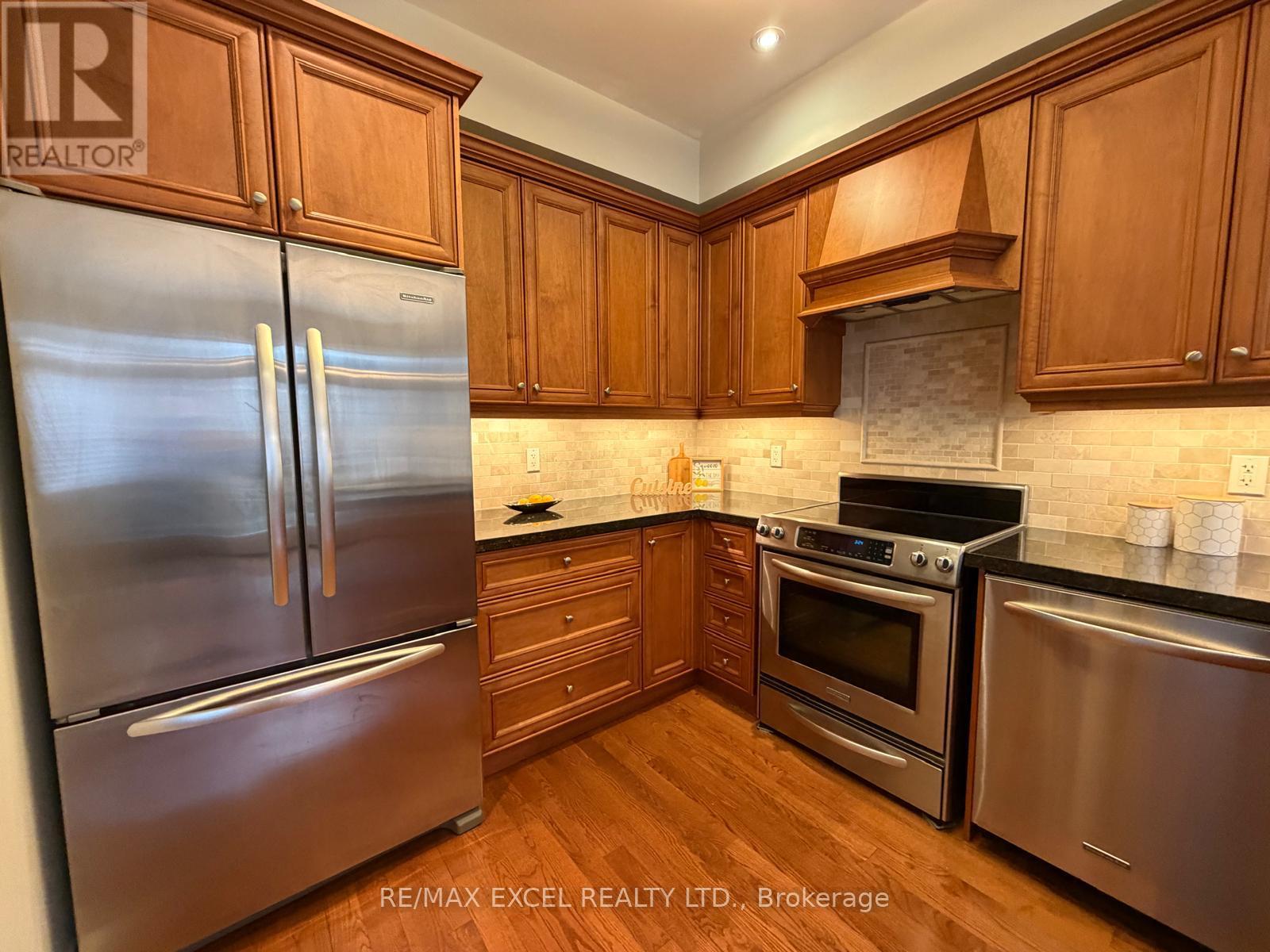 3 - 450 Worthington Avenue, Richmond Hill, Ontario  L4E 0E5 - Photo 18 - N12998630