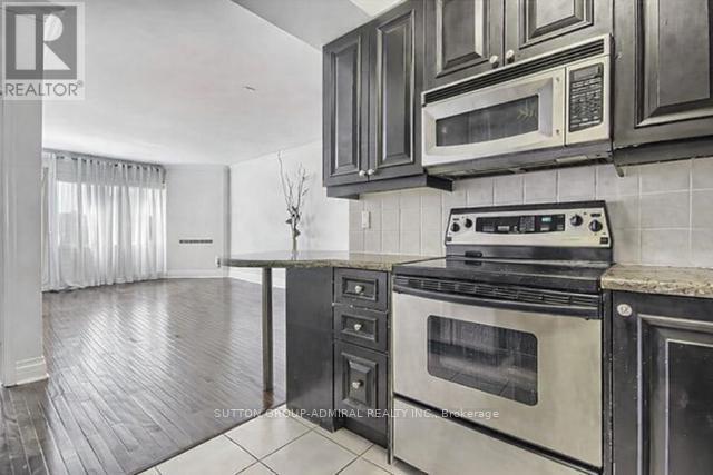 404 - 1 Cordoba Drive, Vaughan, Ontario  L4J 8S3 - Photo 12 - N12998670