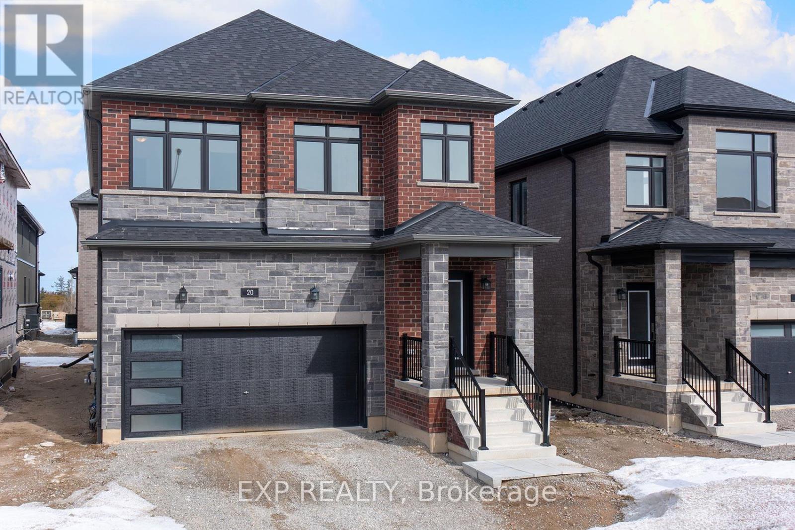 20 RANCH TERRACE, Barrie, Ontario