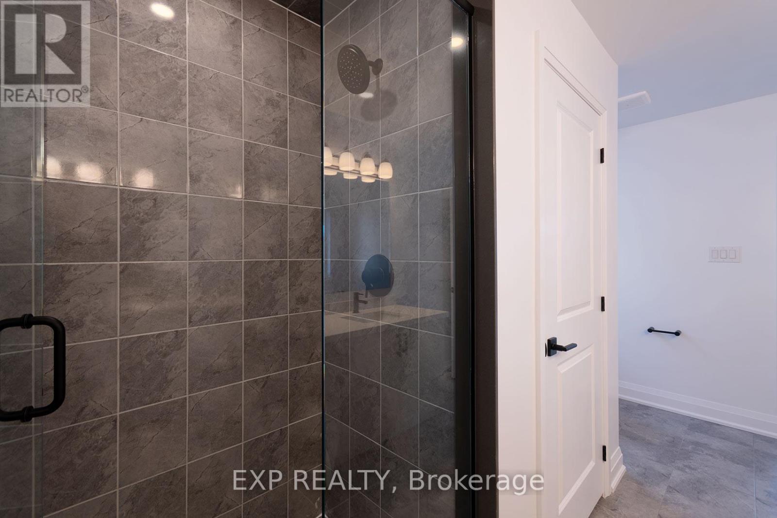 20 Ranch Terrace, Barrie, Ontario  L9J 0C2 - Photo 16 - S12998552