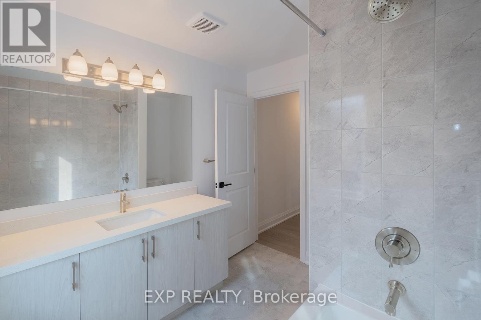 20 Ranch Terrace, Barrie, Ontario  L9J 0C2 - Photo 24 - S12998552