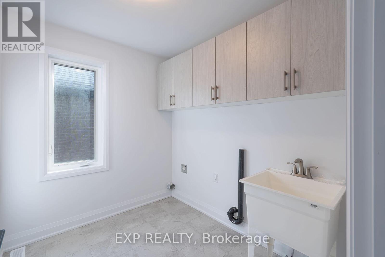 20 Ranch Terrace, Barrie, Ontario  L9J 0C2 - Photo 28 - S12998552