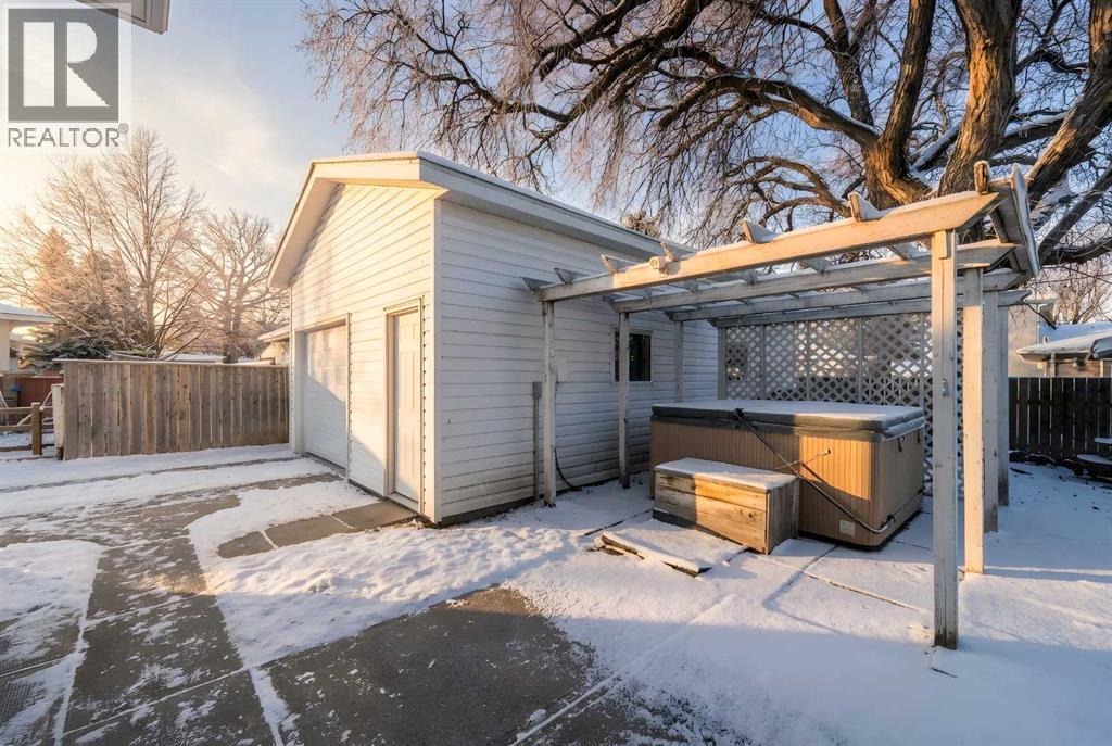 1020 Fern Crescent S, Lethbridge, Alberta  T1K 2W3 - Photo 6 - A2282450