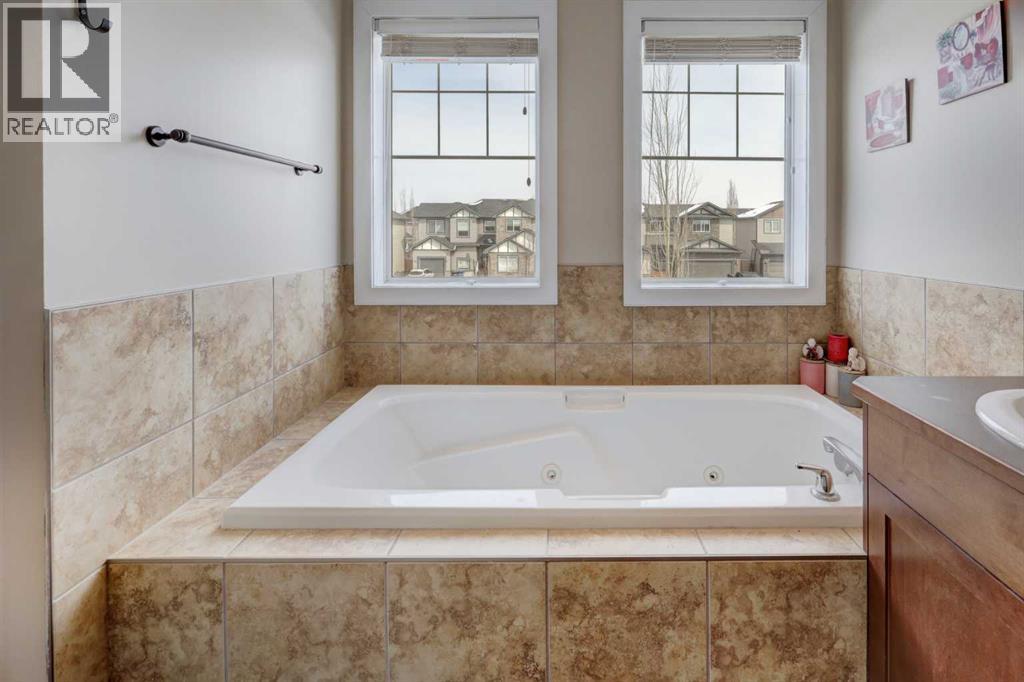 729 Canoe Avenue Sw, Airdrie, Alberta  t4b 3k5 - Photo 19 - A2293522