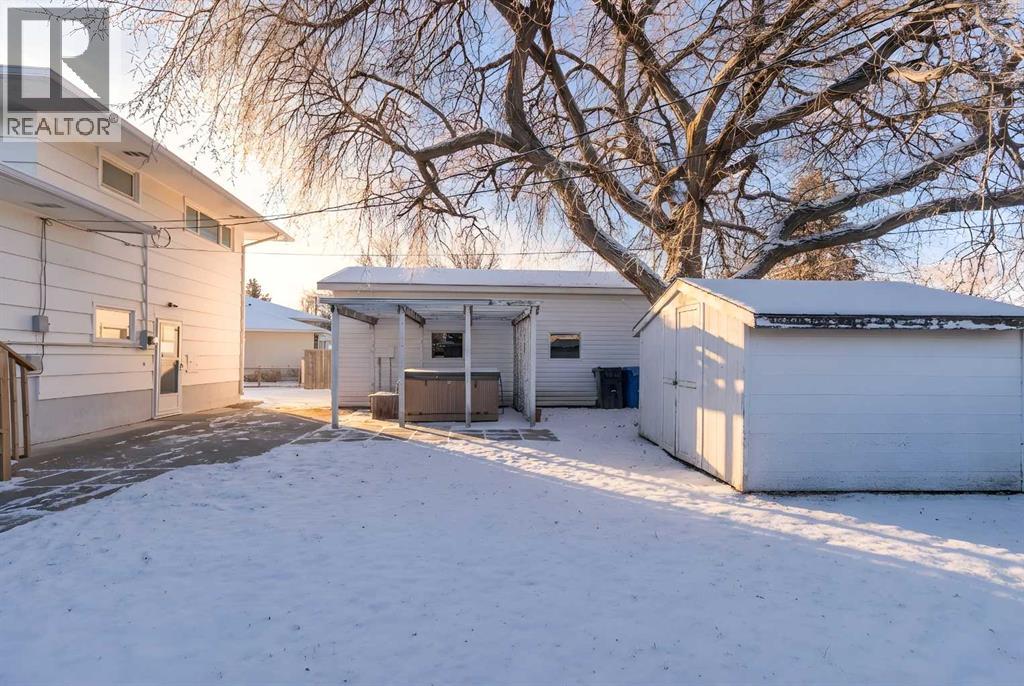 1020 Fern Crescent S, Lethbridge, Alberta  T1K 2W3 - Photo 5 - A2282450