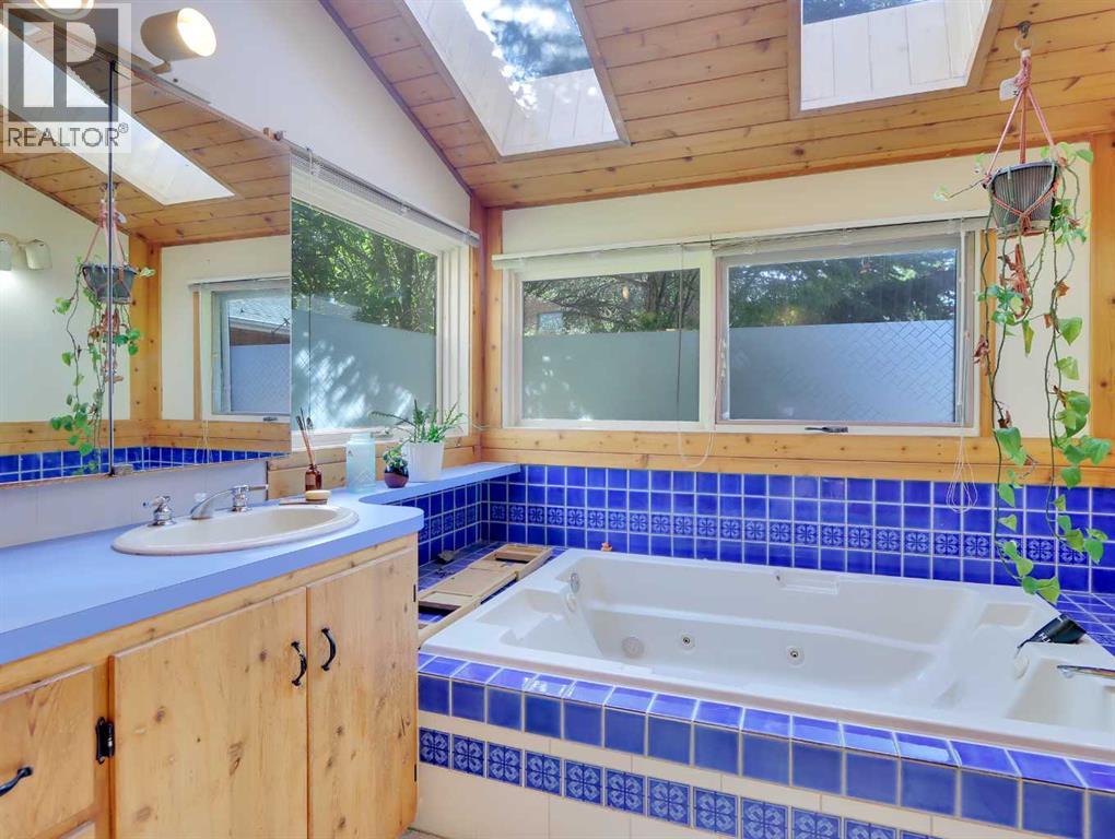 252 Three Sisters Drive, Canmore, Alberta T1W 2M4 - Photo 20 - A2239562