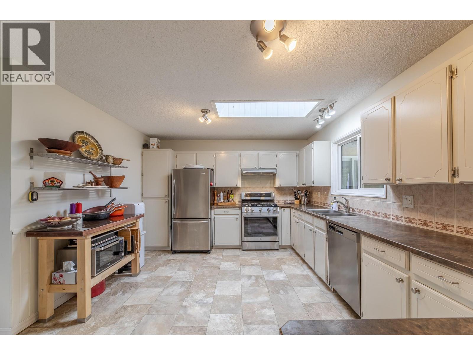 12612 Reynolds Avenue, Summerland, British Columbia  V0H 1Z8 - Photo 12 - 10378889