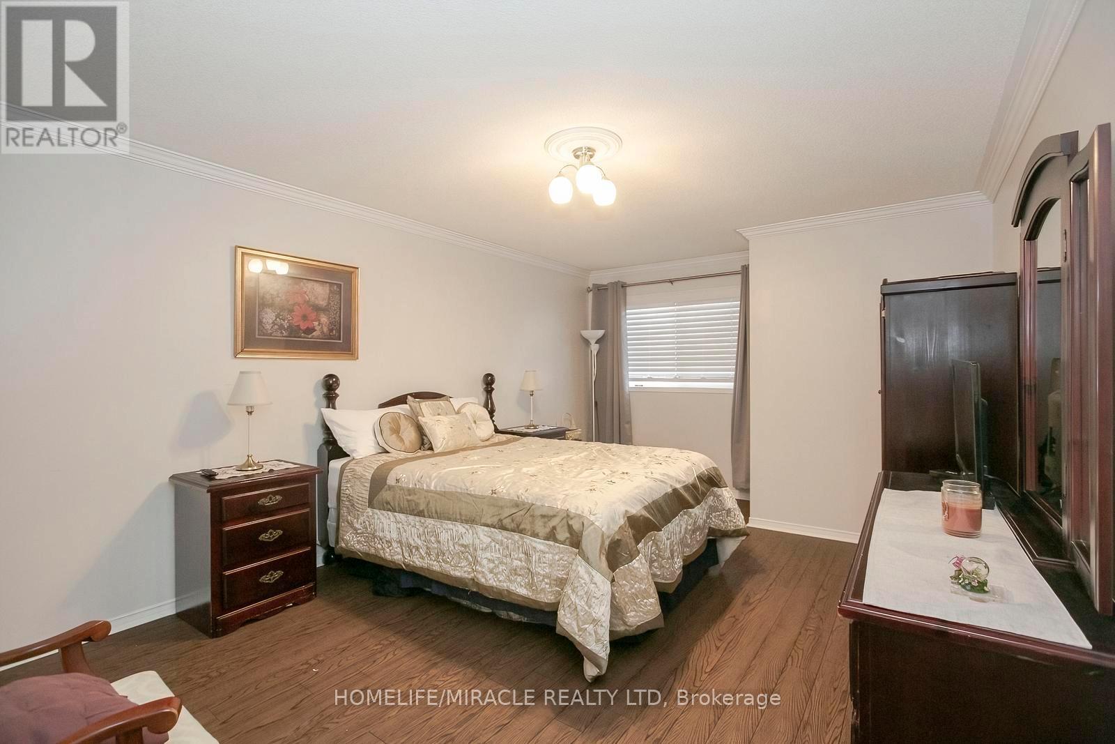 45 Vintage Gate, Brampton, Ontario  L6X 5C3 - Photo 11 - W12998548