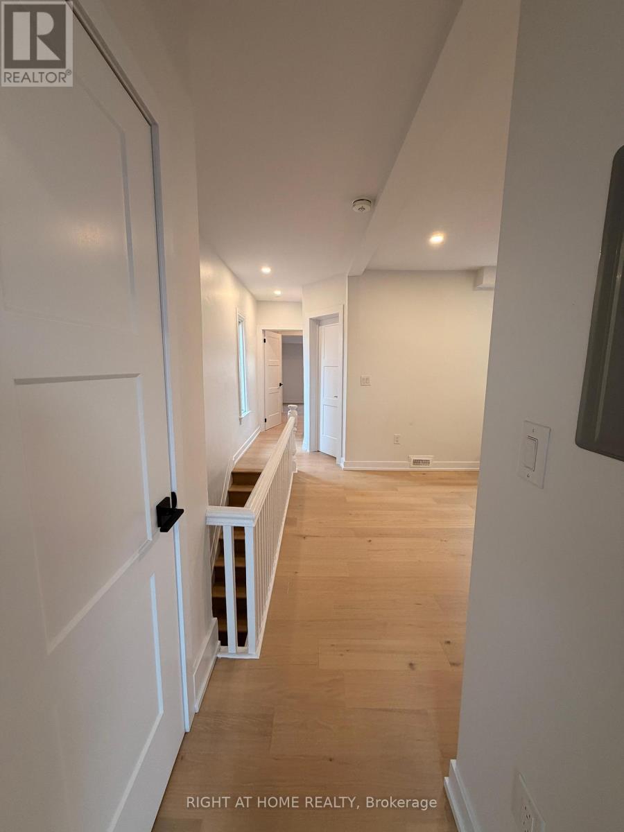 2 - 751 Dupont Street, Toronto, Ontario  M6G 1Z5 - Photo 4 - W12998578