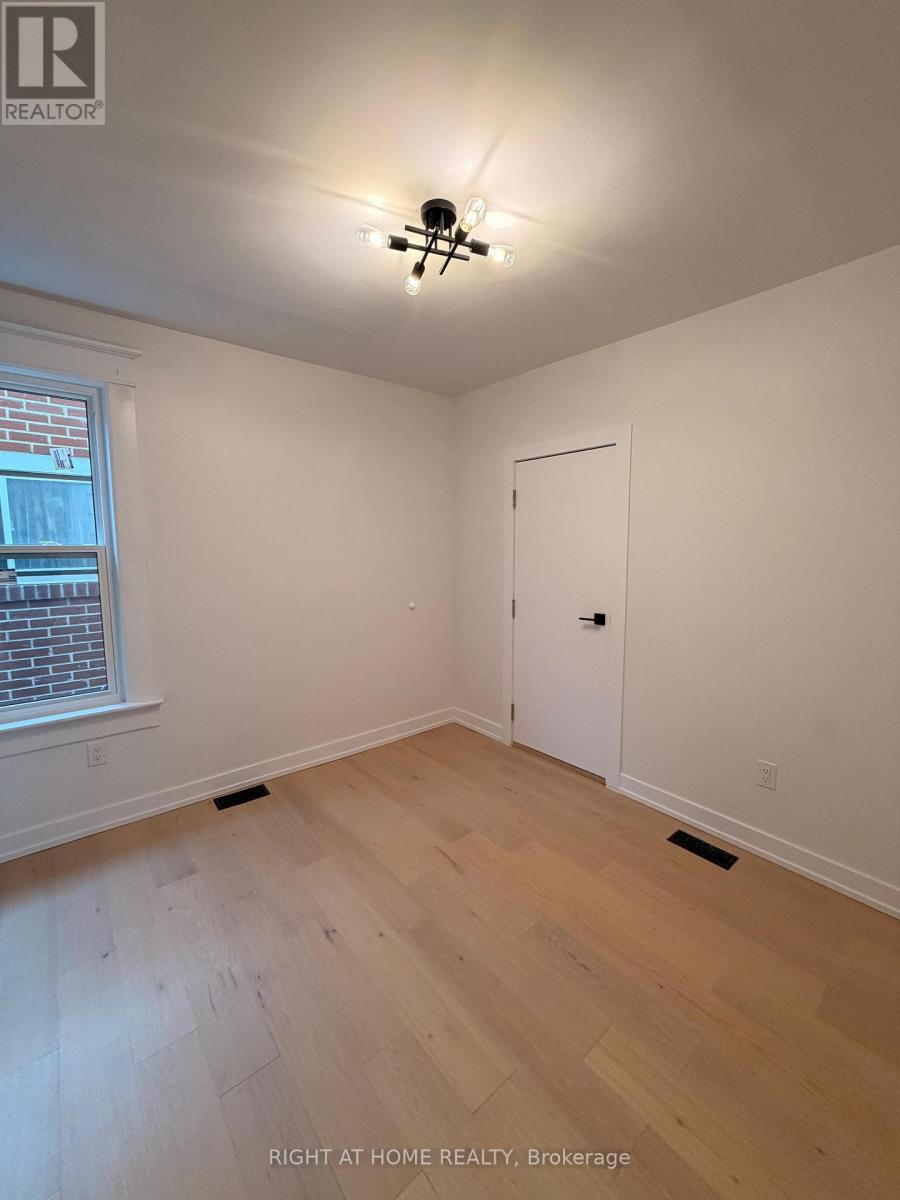 1 - 751 Dupont Street, Toronto, Ontario  M6G 1Z5 - Photo 9 - W12998584