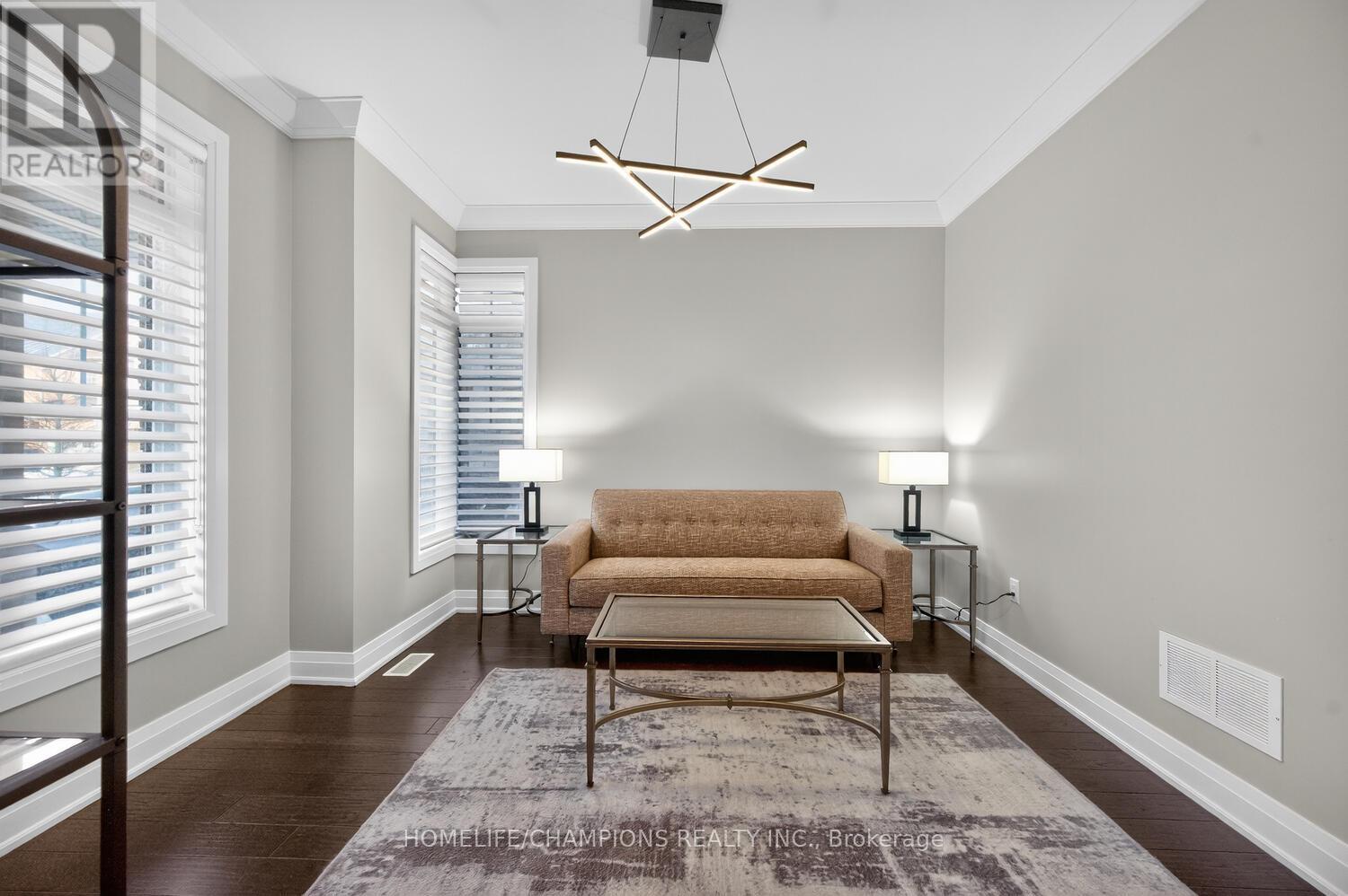 36 Truro Circle, Brampton, Ontario  L7A 4E6 - Photo 9 - W12998612