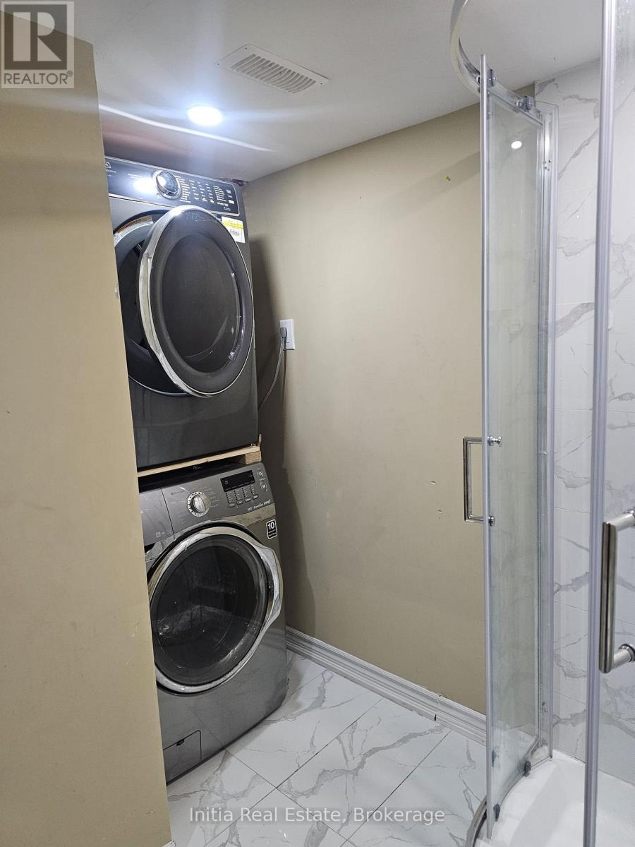 99 Connolly Crescent, Brampton, Ontario  L6R 0G8 - Photo 18 - W12998652