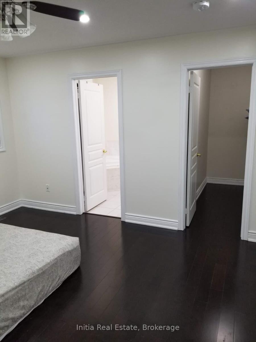 99 Connolly Crescent, Brampton, Ontario  L6R 0G8 - Photo 7 - W12998652