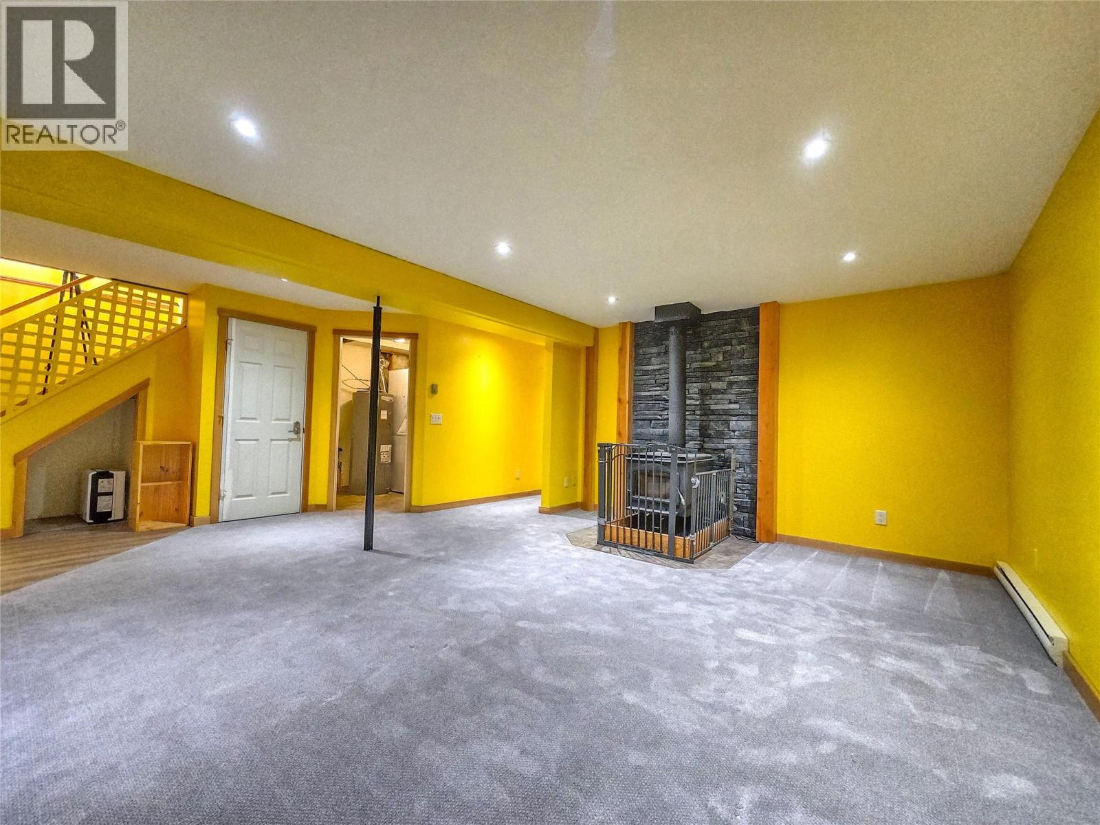 1502 10th Avenue, Invermere, British Columbia  v0a 1k0 - Photo 27 - 10382138